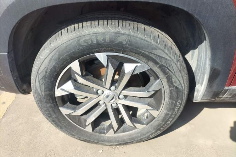 Used Haval DARGO 2021 1.5T DCT Two-Wheel Drive Border Collie Edition Left Front Wheel Hub