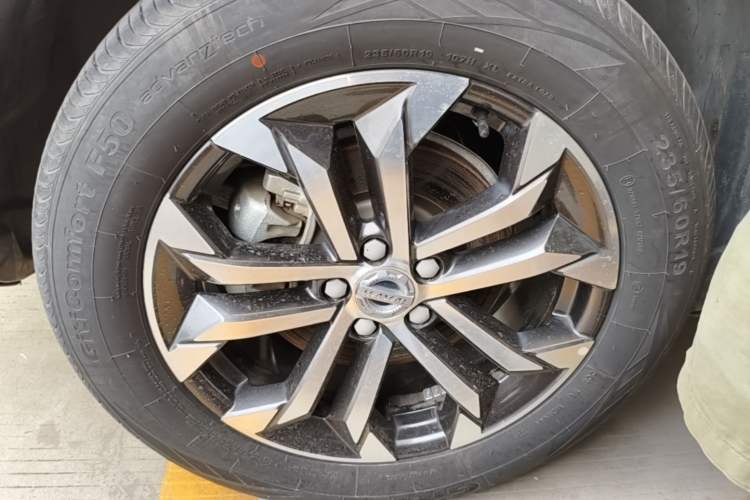 Used Haval DARGO 2021 1.5T DCT Two-Wheel Drive Border Collie - Wangcai Edition Left Front Wheel Hub
