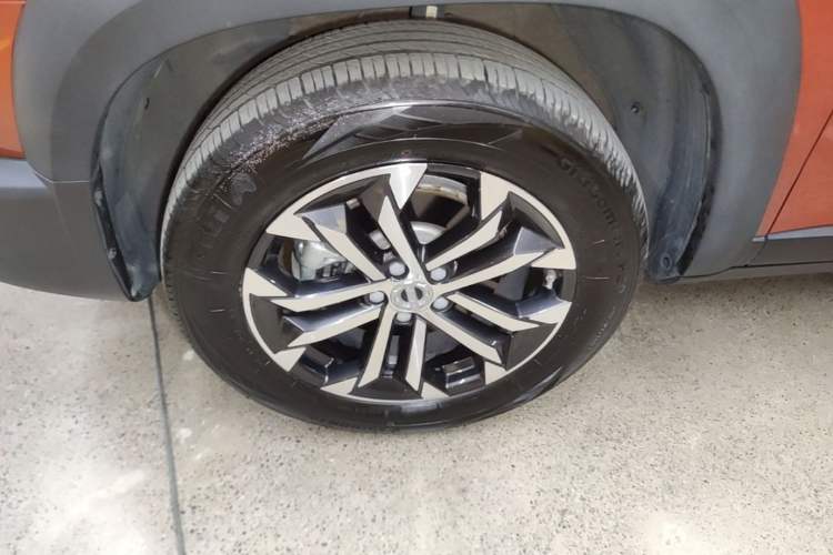 Used Haval DARGO 2021 1.5T DCT Two-Wheel Drive Border Collie Edition Left Front Wheel Hub