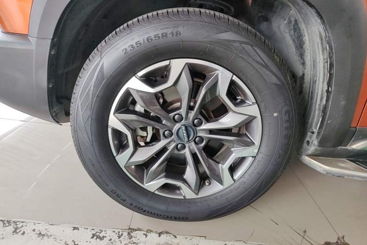 Used Haval DARGO 2021 2.0T DCT 4x4 Chinese Rural Dog Edition Left Front Wheel Hub