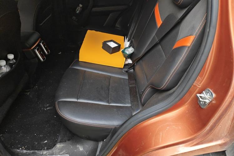 Used Haval DARGO 2021 2.0T DCT All-Wheel-Drive "Hao Tian Quan" Edition Left Rear Seat