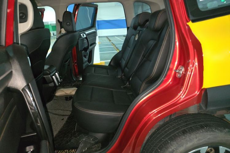 Used Haval DARGO 2021 1.5T DCT Two-Wheel Drive "Mǎquǎn" Edition Left Rear Seat