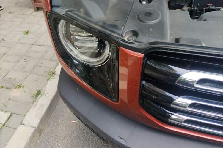 Used Haval DARGO 2021 1.5T DCT Two-Wheel Drive Border Collie Edition Right Front Headlight