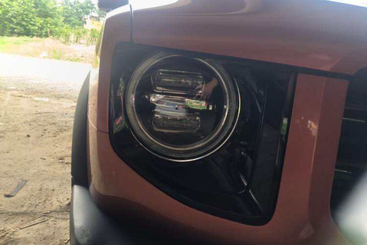 Used Haval DARGO 2021 1.5T DCT Two-Wheel Drive Border Collie Edition Right Front Headlight