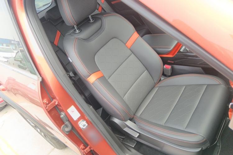 Used Haval DARGO 2021 1.5T DCT Two-Wheel Drive Border Collie Edition Right Front Seat