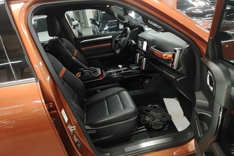 Used Haval DARGO 2021 2.0T DCT 4x4 Chinese Rural Dog Edition Right Front Seat