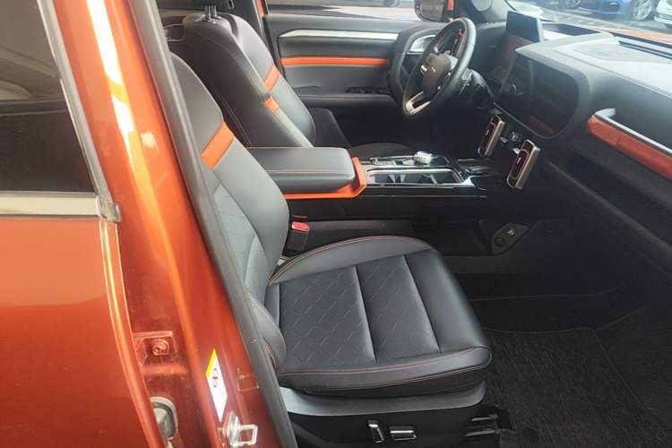 Used Haval DARGO 2021 1.5T DCT Two-Wheel Drive "Mǎquǎn" Edition Right Front Seat