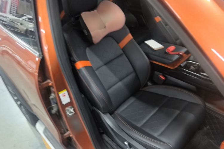 Used Haval DARGO 2021 1.5T DCT Two-Wheel Drive "Mǎquǎn" Edition Right Front Seat