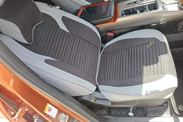 Used Haval DARGO 2021 1.5T DCT Two-Wheel Drive Labrador Edition Right Front Seat