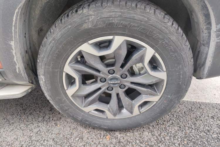 Used Haval DARGO 2021 Revised Version 2.0T DCT Four-Wheel Drive "Hao Tian Que" Edition Right Front Wheel Hub