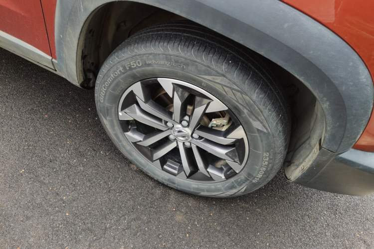 Used Haval DARGO 2021 1.5T DCT Two-Wheel Drive Border Collie - Wangcai Edition Right Front Wheel Hub
