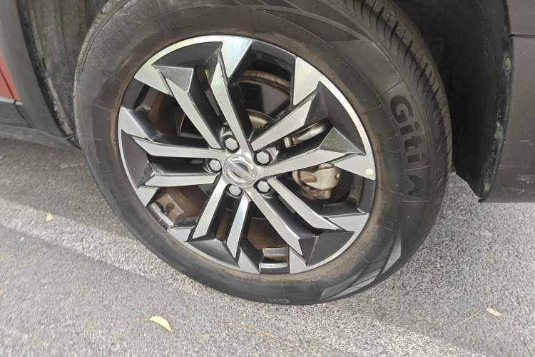 Used Haval DARGO 2021 1.5T DCT Two-Wheel Drive Border Collie Edition Right Front Wheel Hub