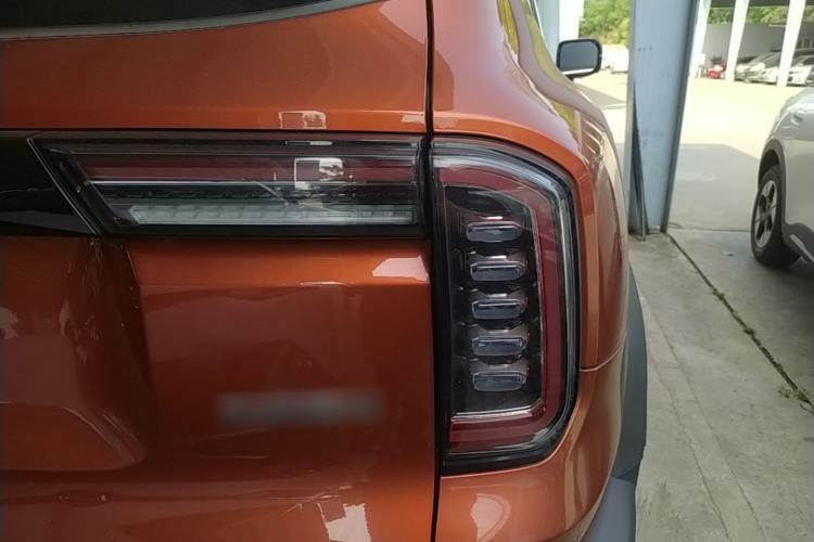 Used Haval DARGO 2021 1.5T DCT Two-Wheel Drive "Mǎquǎn" Edition Right Rear Taillight