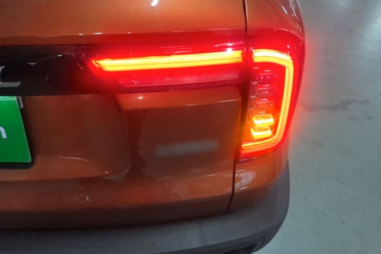 Used Haval DARGO 2021 1.5T DCT Two-Wheel Drive "Mǎquǎn" Edition Right Rear Taillight