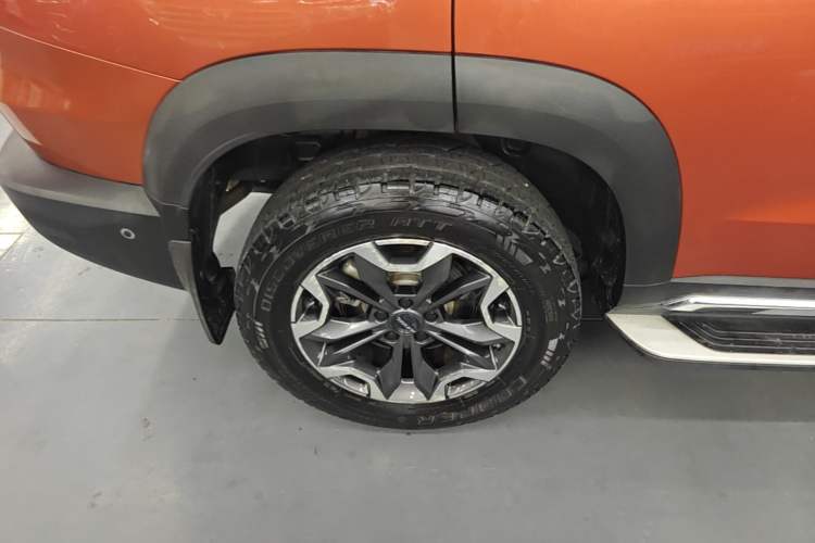 Used Haval DARGO 2021 2.0T DCT All-Wheel-Drive "Hao Tian Quan" Edition Right Rear Wheel Hub