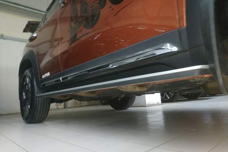 Used Haval DARGO 2021 2.0T DCT 4x4 Chinese Rural Dog Edition Right Side Sill
