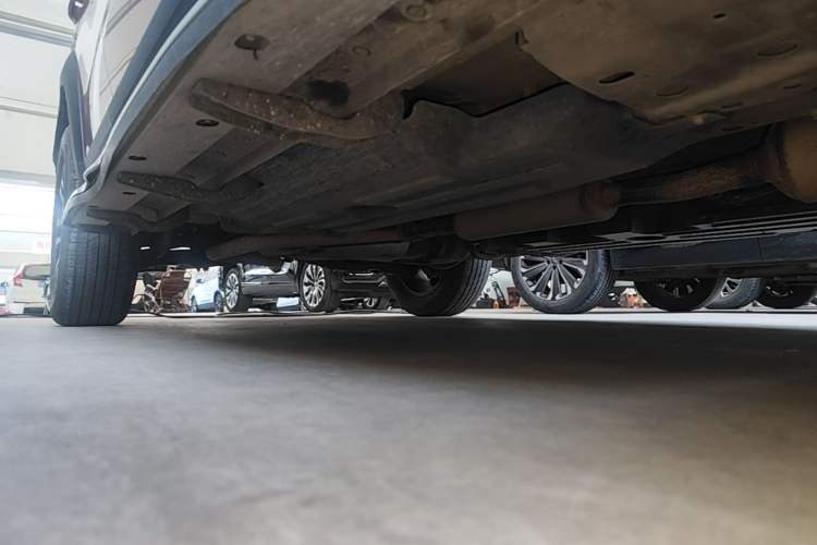 Used Haval DARGO 2021 1.5T DCT Two-Wheel Drive "Mǎquǎn" Edition Right Side Sill
