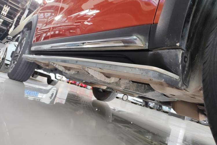 Used Haval DARGO 2021 2.0T DCT 4x4 Chinese Rural Dog Edition Right Side Sill