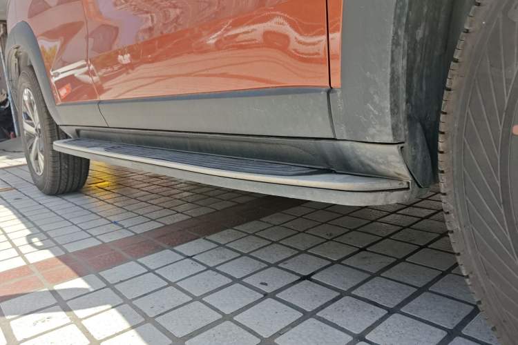 Used Haval DARGO 2021 1.5T DCT Two-Wheel Drive Labrador Edition Right Side Sill
