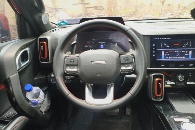 Used Haval DARGO 2021 1.5T DCT Two-Wheel Drive "Mǎquǎn" Edition Steering Wheel