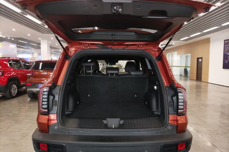Used Haval DARGO 2021 1.5T DCT Two-Wheel Drive Labrador Edition Trunk