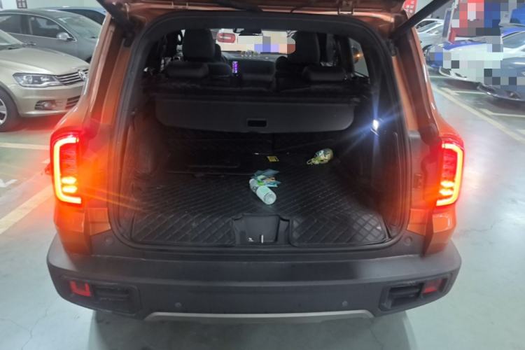Used Haval DARGO 2021 1.5T DCT Two-Wheel Drive "Mǎquǎn" Edition Trunk