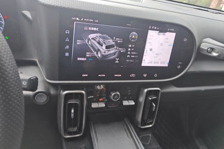 Used Haval DARGO 2022 2.0T DCT 4x4 Chinese Rural Dog Edition Audio And AC Panel