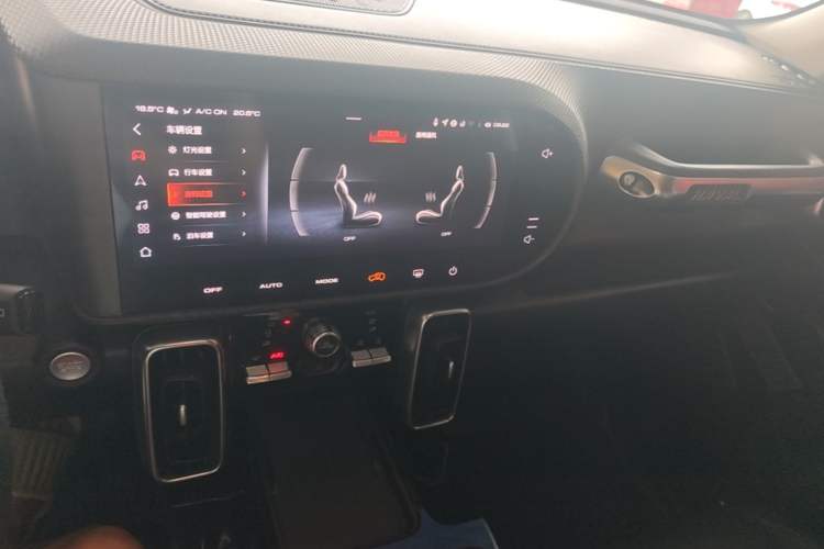 Used Haval DARGO 2022 2.0T DCT All-Wheel-Drive Xiaotianque Version Audio And AC Panel