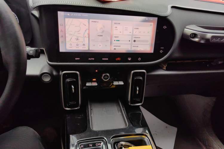 Used Haval DARGO 2022 1.5T DCT Two-Wheel Drive Mastiff Edition Audio And AC Panel