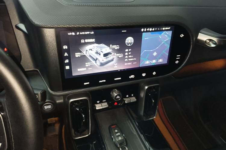 Used Haval DARGO 2022 2.0T DCT 4x4 Xiaotianquan Pursuit Edition Audio And AC Panel