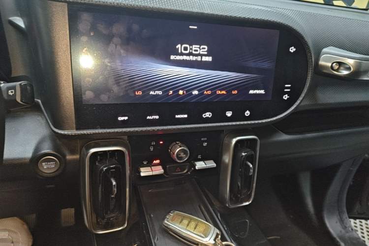 Used Haval DARGO 2022 1.5T DCT Two-Wheel Drive Border Collie Edition Audio And AC Panel
