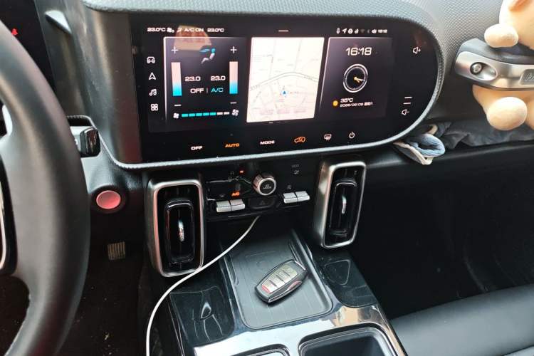 Used Haval DARGO 2022 1.5T DCT Two-Wheel Drive Border Collie Edition Audio And AC Panel