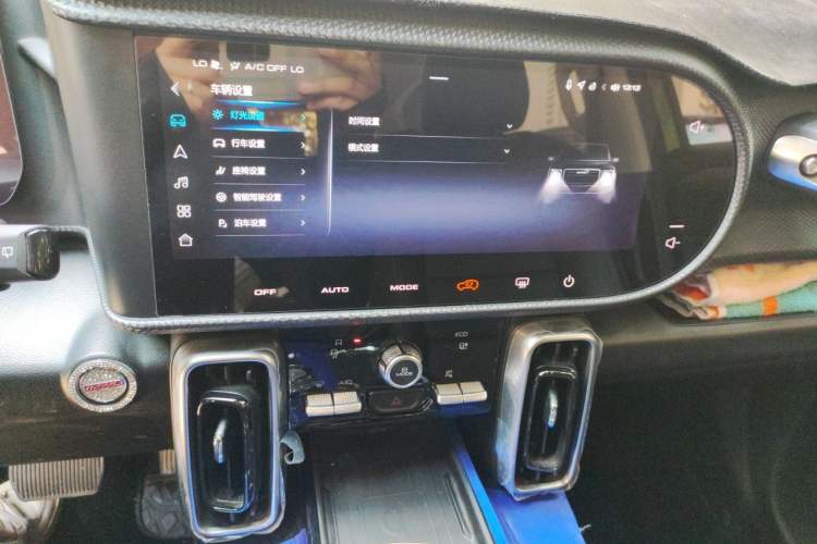 Used Haval DARGO 2022 1.5T DCT Two-Wheel Drive Border Collie Edition Audio And AC Panel