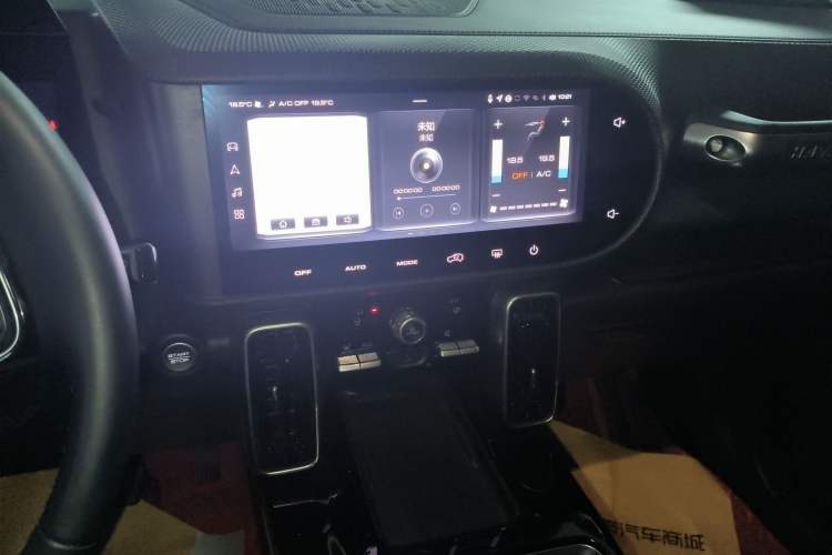 Used Haval DARGO 2022 1.5T DCT Two-Wheel Drive Border Collie Edition Audio And AC Panel