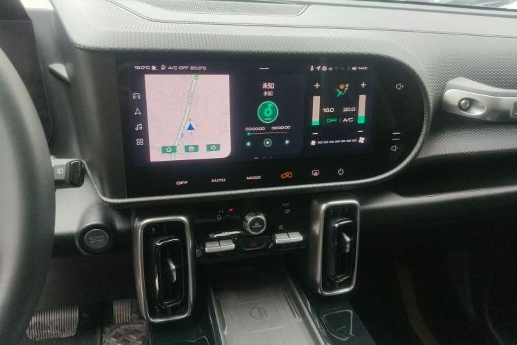 Used Haval DARGO 2022 1.5T DCT Two-Wheel Drive Border Collie Edition Audio And AC Panel