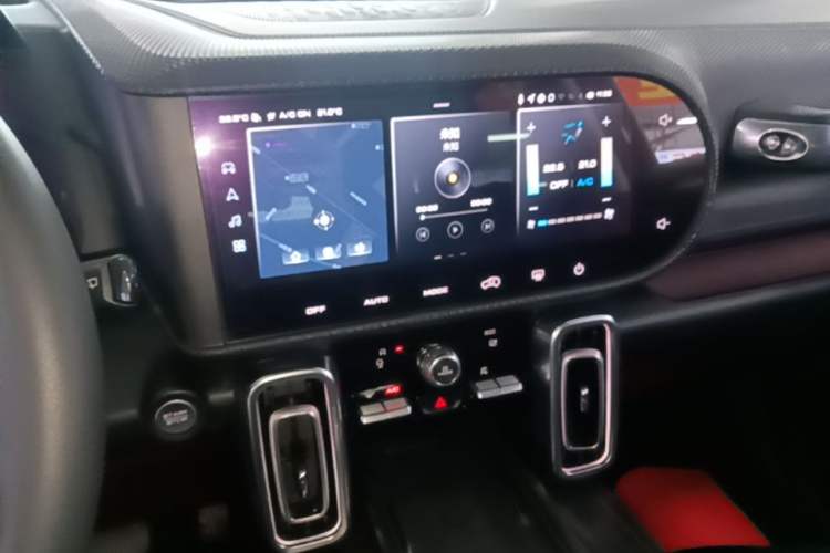 Used Haval DARGO 2022 1.5T DCT Two-Wheel Drive Border Collie Edition Audio And AC Panel