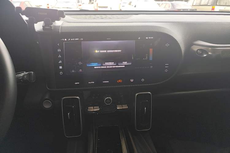 Used Haval DARGO 2022 1.5T DCT Two-Wheel Drive Border Collie Edition Audio And AC Panel