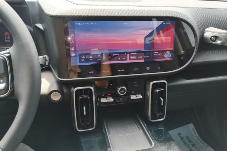 Used Haval DARGO 2022 1.5T DCT Two-Wheel Drive Border Collie Edition Audio And AC Panel