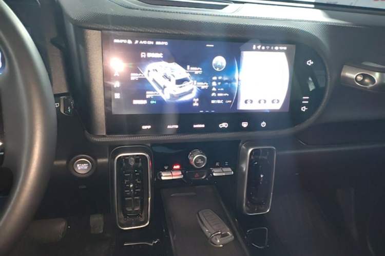 Used Haval DARGO 2022 2.0T DCT 4x4 Xiaotianquan Pursuit Edition Audio And AC Panel