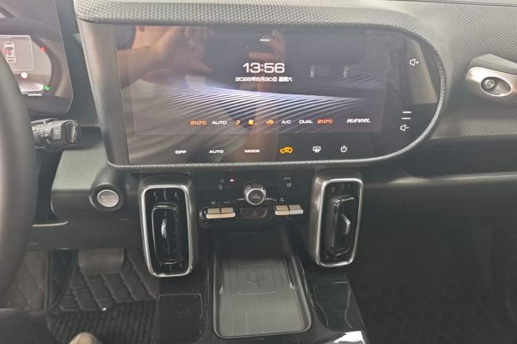 Used Haval DARGO 2022 1.5T DCT Two-Wheel Drive Border Collie Edition Audio And AC Panel