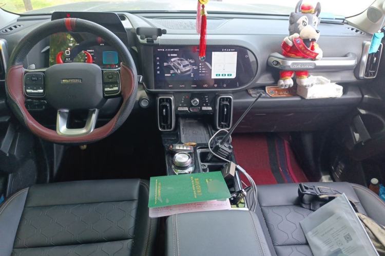 Used Haval DARGO 2022 2.0T DCT 4x4 Chinese Rural Dog Edition Center Console