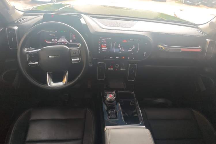 Used Haval DARGO 2022 2.0T DCT All-Wheel-Drive Xiaotianque Version Center Console
