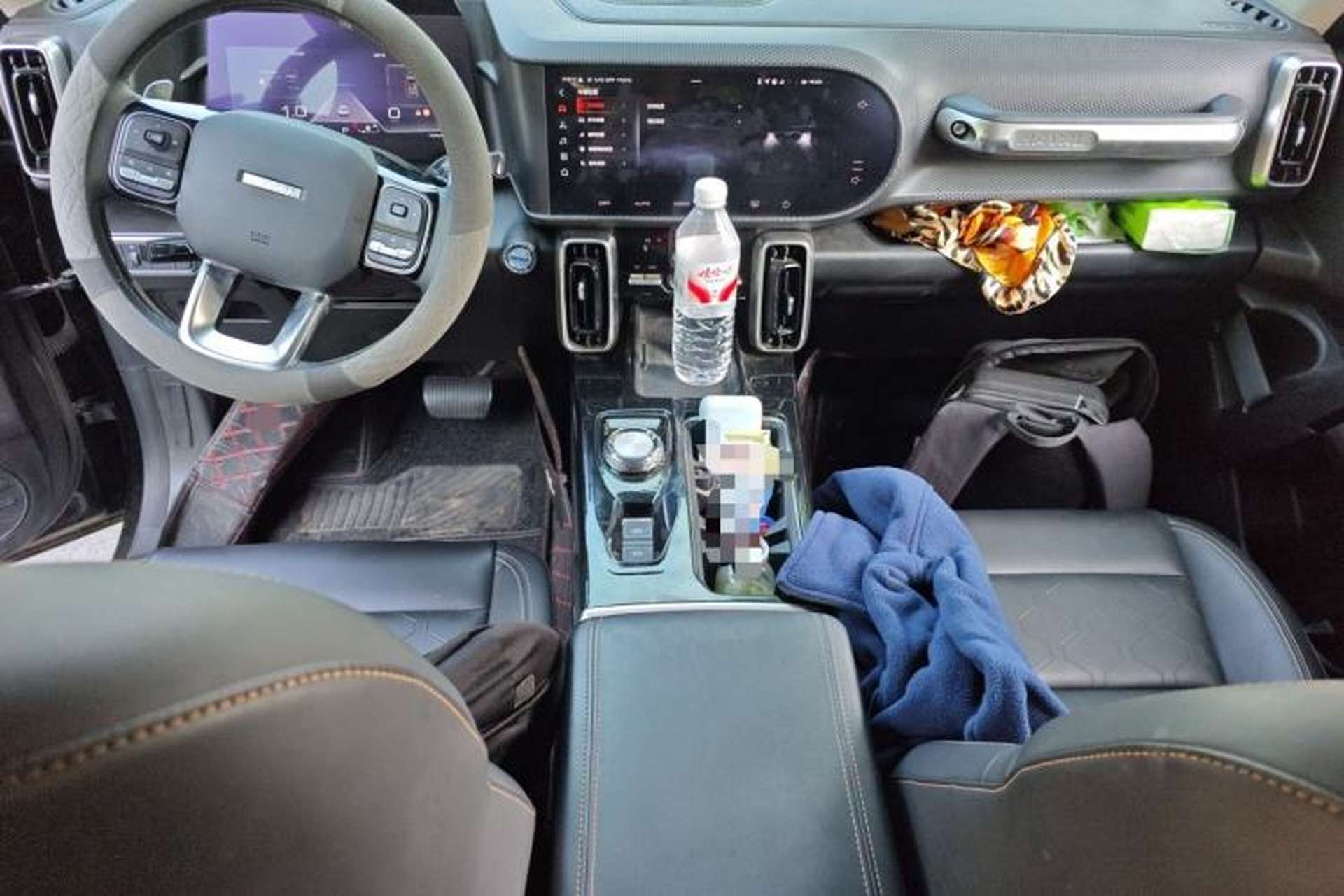 Used Haval DARGO 2022 1.5T DCT Two-Wheel Drive Border Collie Edition Center Console