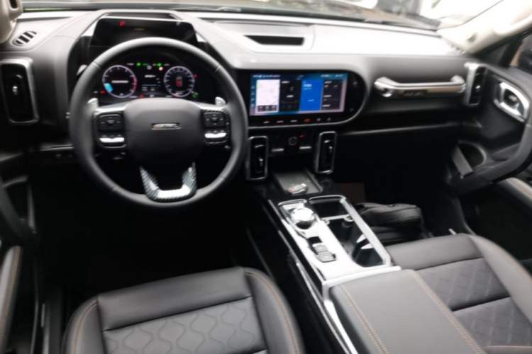 Used Haval DARGO 2022 1.5T DCT Two-Wheel Drive Mastiff Pursuit Edition Center Console