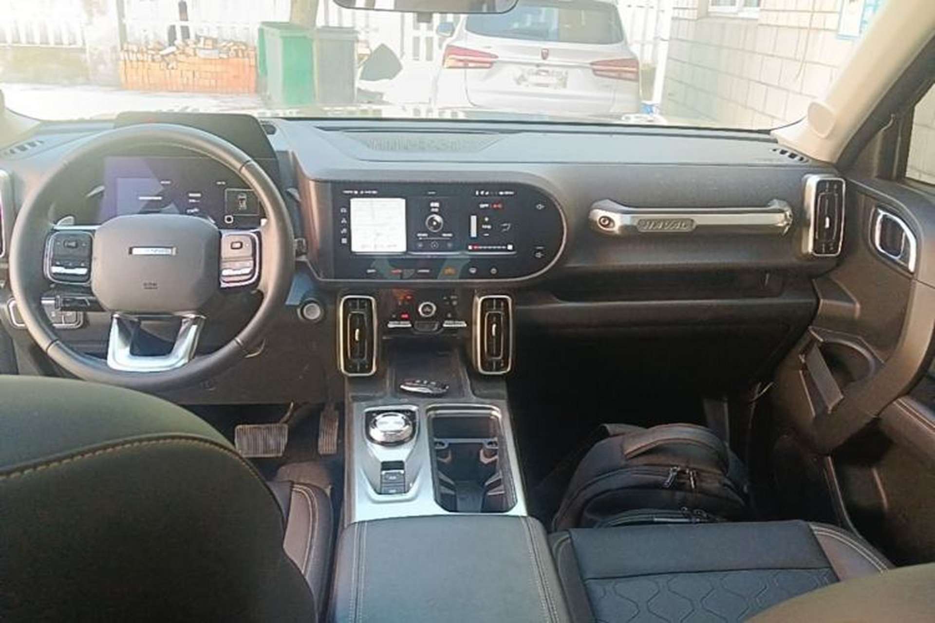 Used Haval DARGO 2022 1.5T DCT Two-Wheel Drive Labrador Edition Center Console