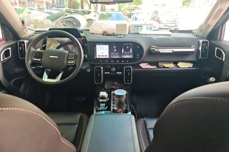 Used Haval DARGO 2022 1.5T DCT Two-Wheel Drive Mastiff Edition Center Console