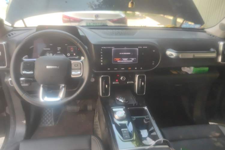 Used Haval DARGO 2022 1.5T DCT Two-Wheel Drive Border Collie Edition Center Console