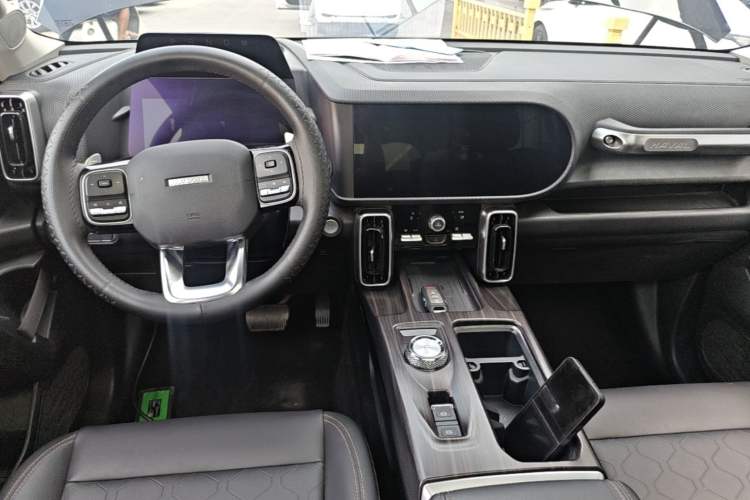 Used Haval DARGO 2022 1.5T DCT Two-Wheel Drive Border Collie Edition Center Console