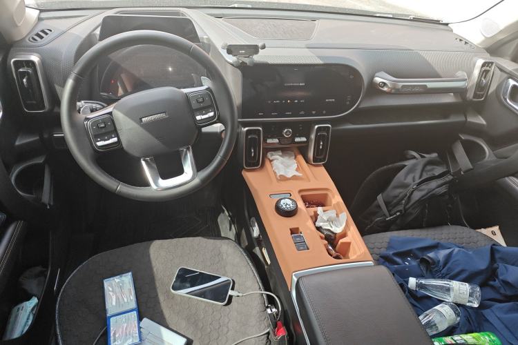 Used Haval DARGO 2022 1.5T DCT Two-Wheel Drive Labrador Edition Center Console