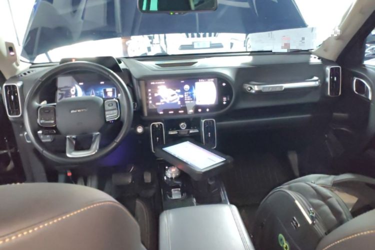 Used Haval DARGO 2022 2.0T DCT 4x4 Xiaotianquan Pursuit Edition Center Console